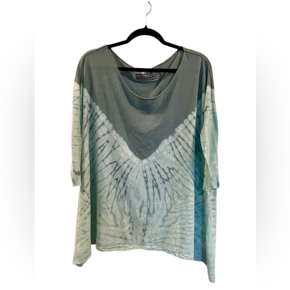 Free People Costal Boho Tie-Dye 3 Quarter Sleeve Knit Top.
